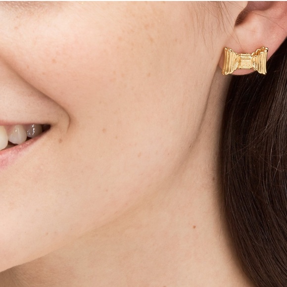 NWT❣️Kate Spade All Wrapped Up Studs - Picture 2 of 3